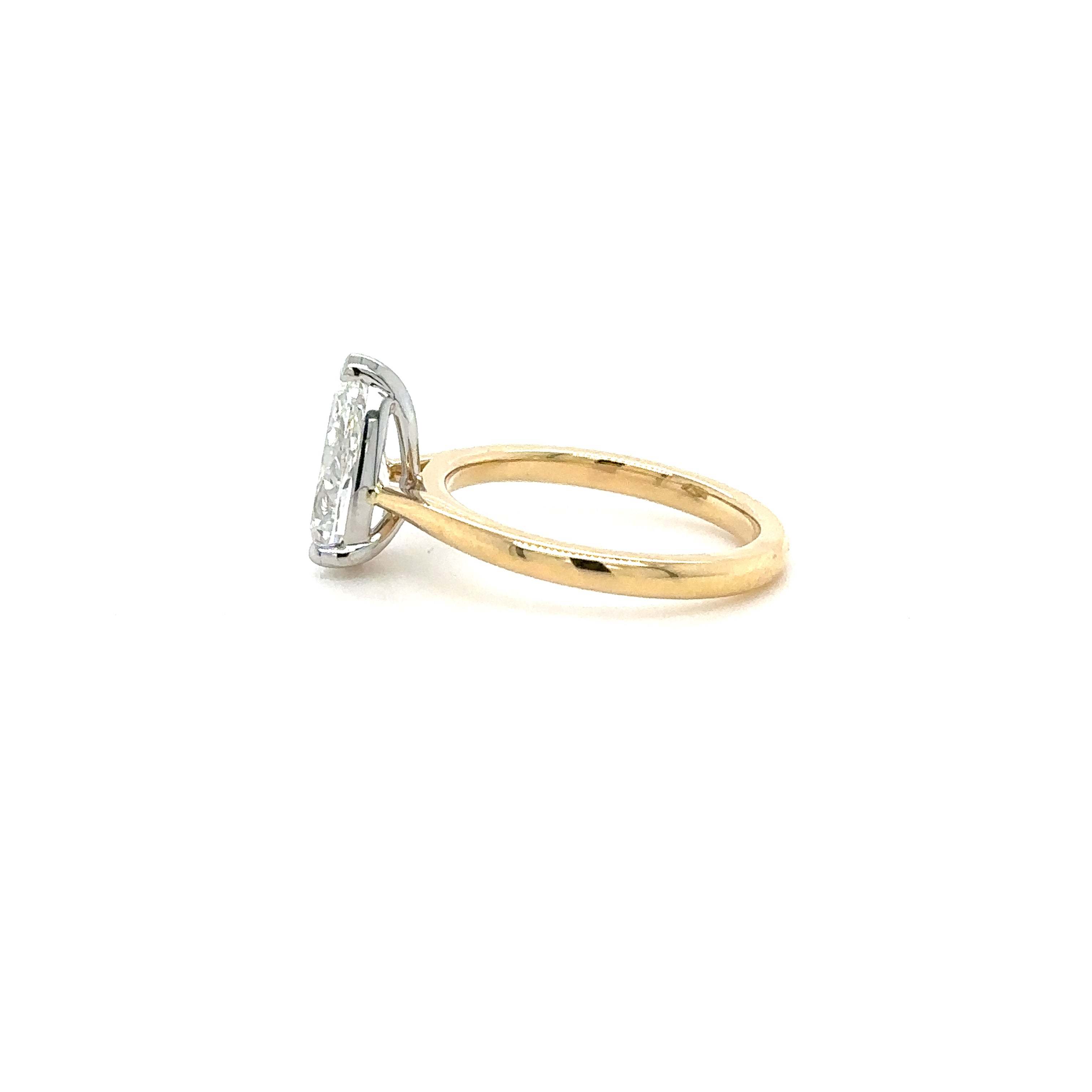 Tapered Solitaire Gallery Diamond Ring