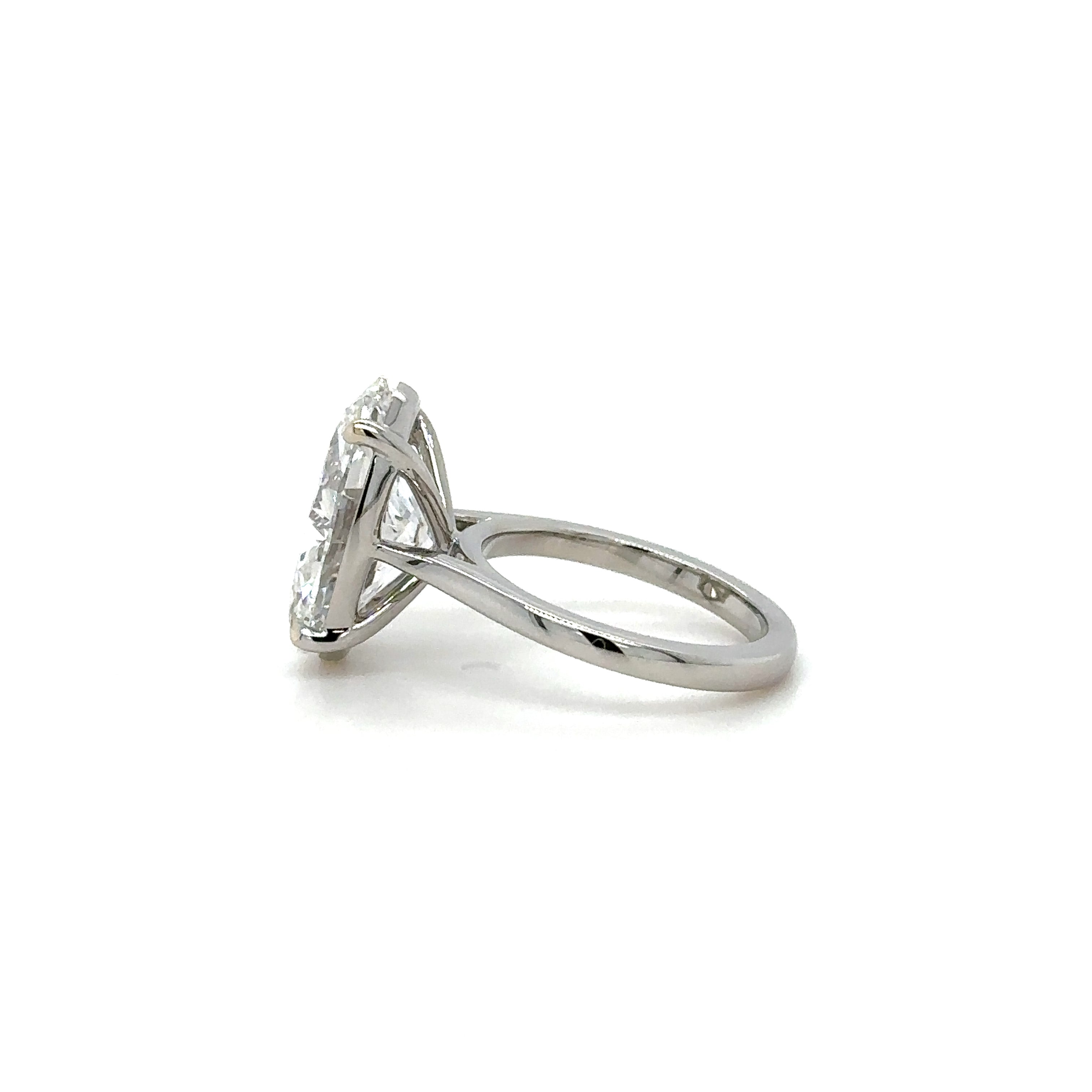 Tapered Solitaire Gallery Diamond Ring