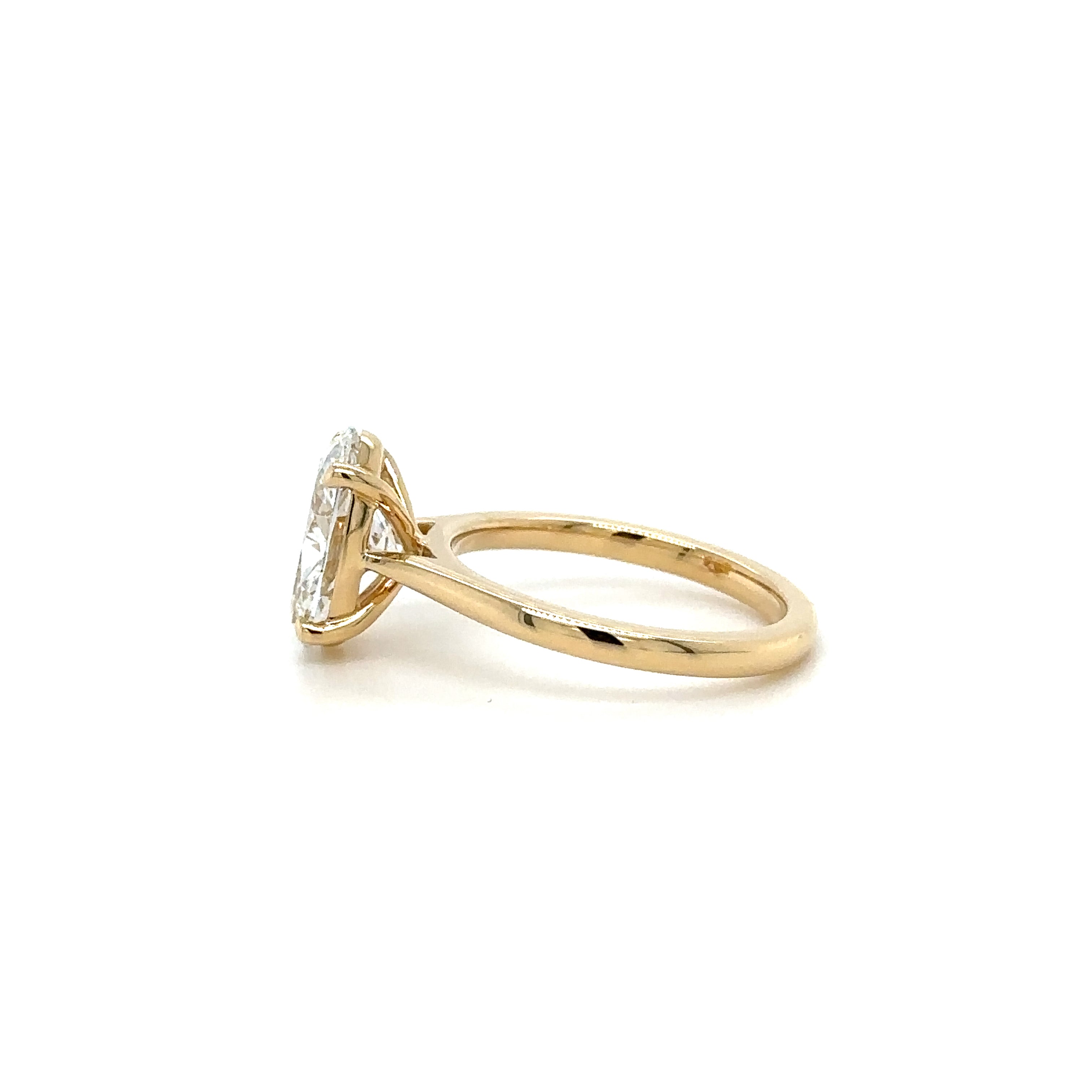 Tapered Solitaire Gallery Diamond Ring